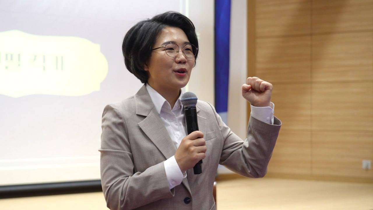 군민과 함께한 사진