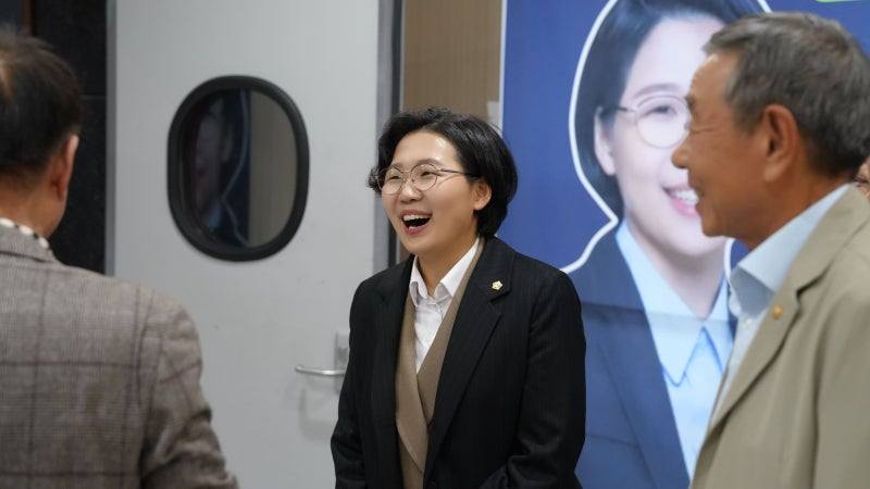 군민과 함께한 사진