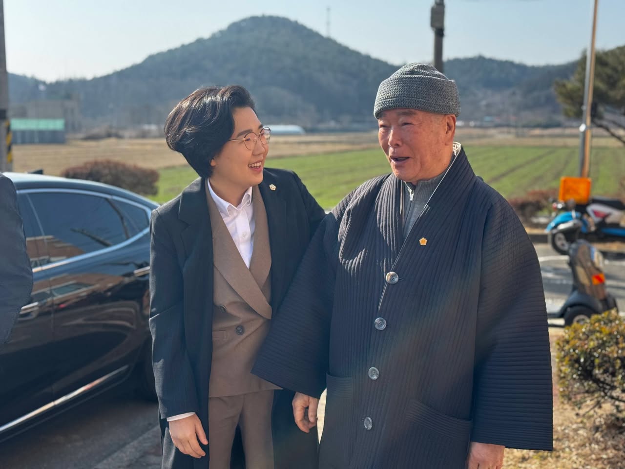 군민과 함께한 사진