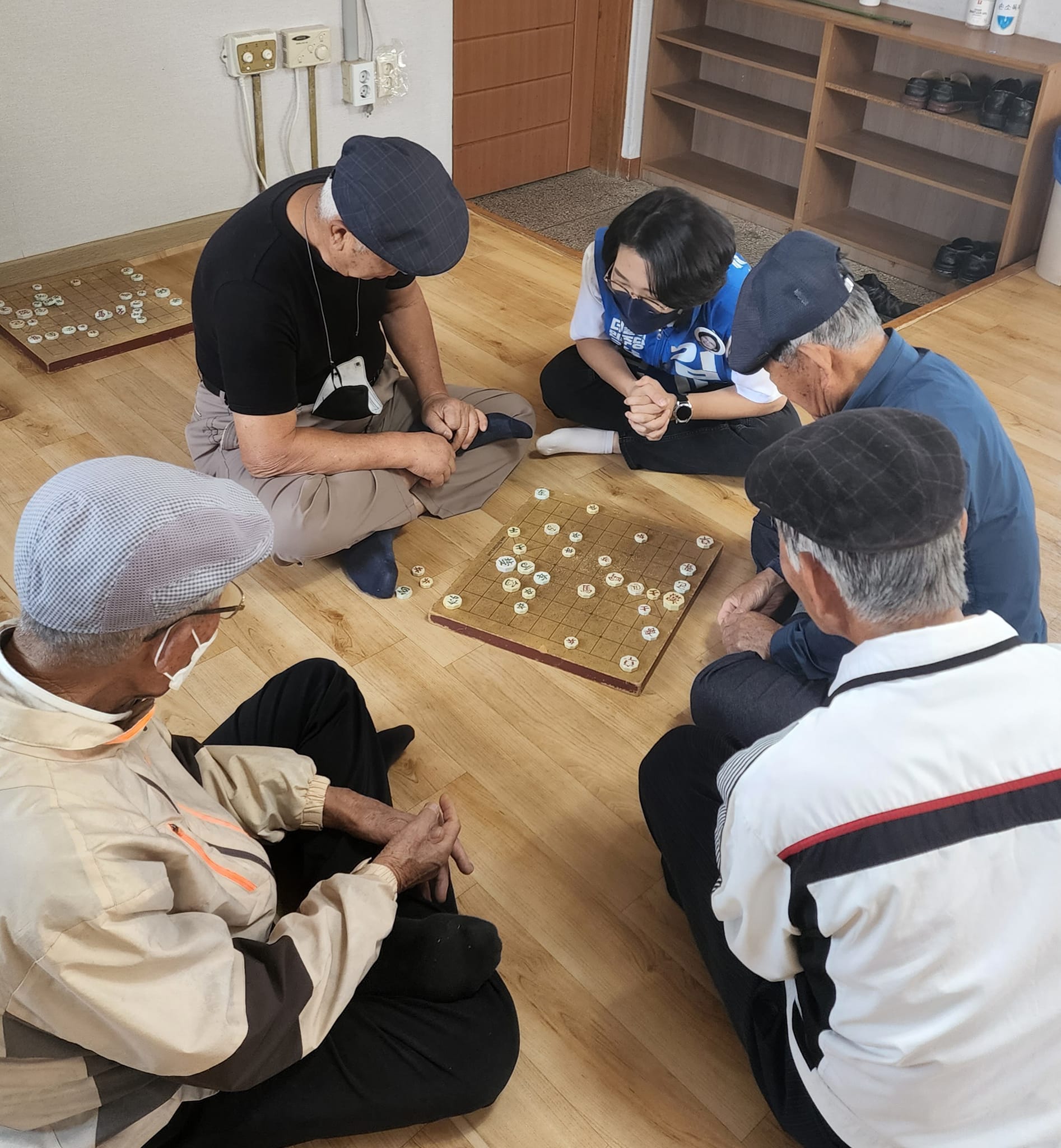 군민과 함께한 사진